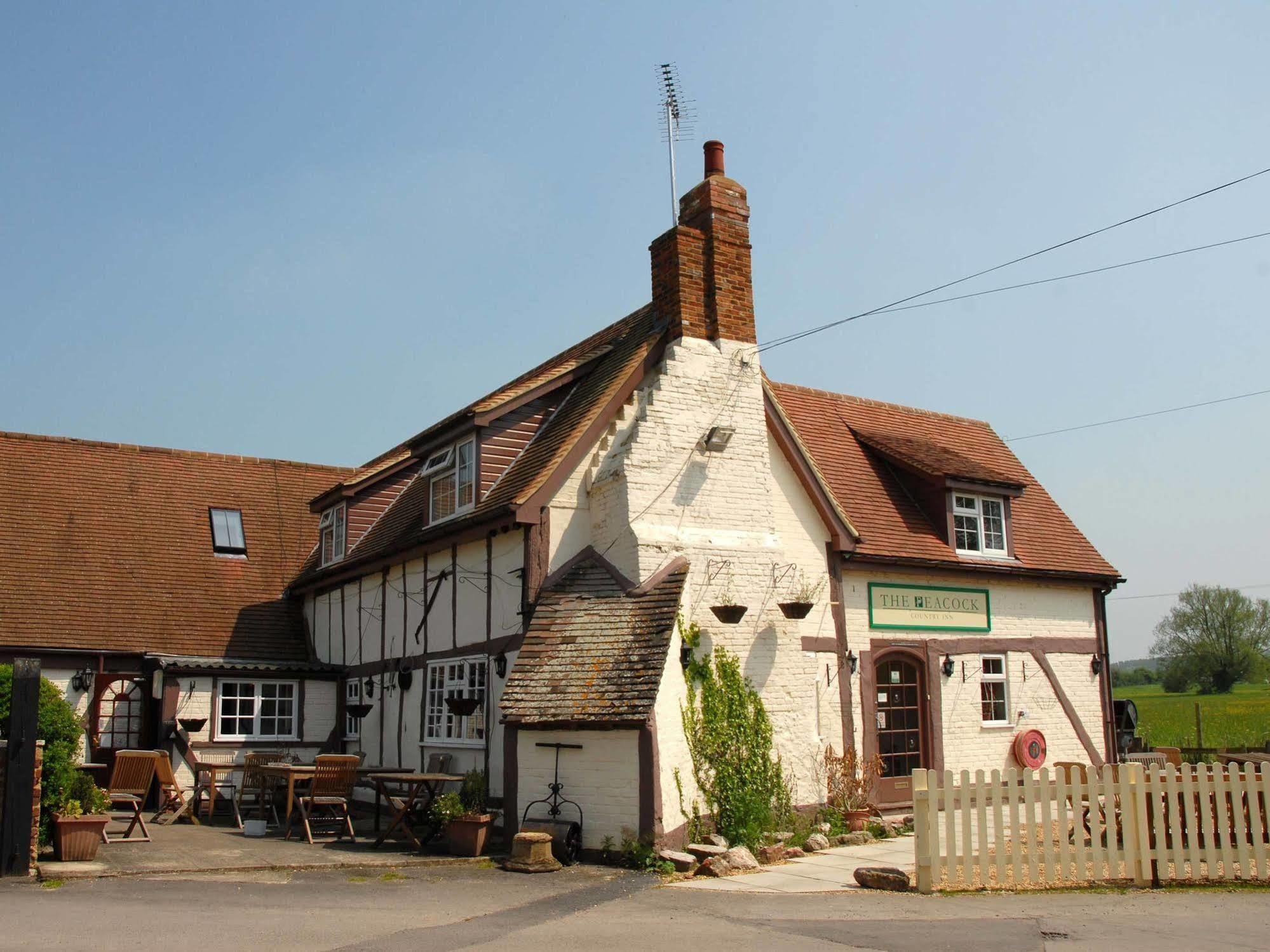 The Peacock Country Inn Chinnor Екстериор снимка